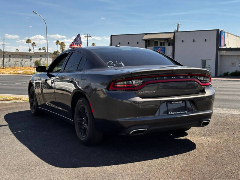 2019 Dodge Charger SXT