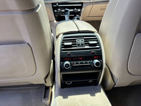 2013 BMW 7 Series 740Li