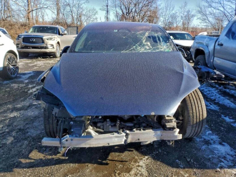 2024 Tesla Model X Plaid