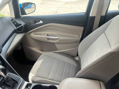 2013 Ford C-MAX Hybrid SE