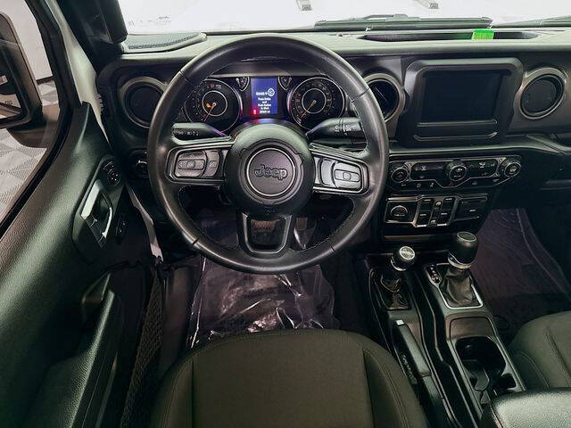 2022 Jeep Gladiator Willys