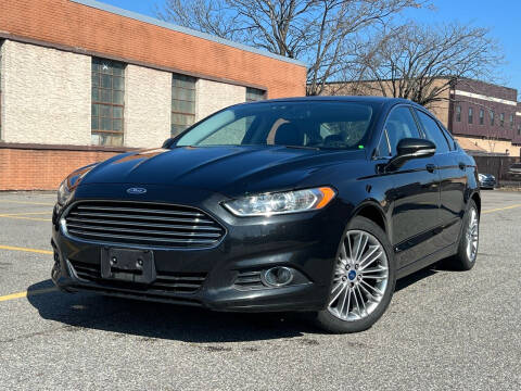 2013 Ford Fusion for sale at MAGIC AUTO SALES in Little Ferry NJ