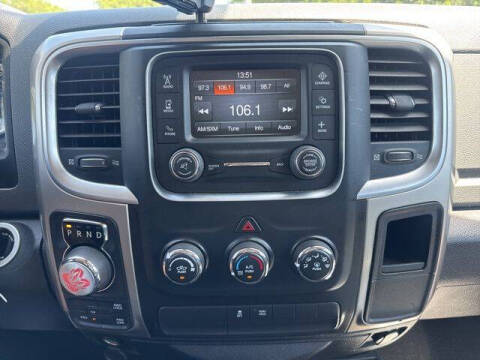 2016 RAM 1500 SLT