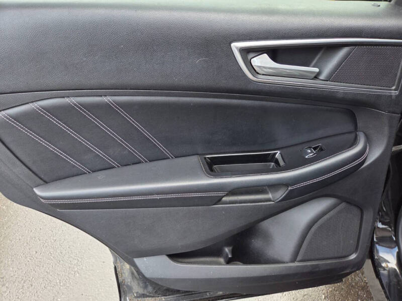2015 Ford Edge Sport