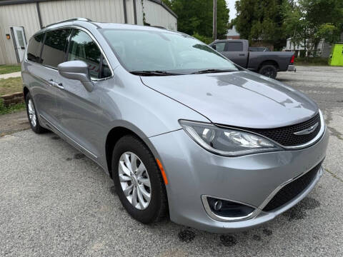 2018 Chrysler Pacifica Touring L