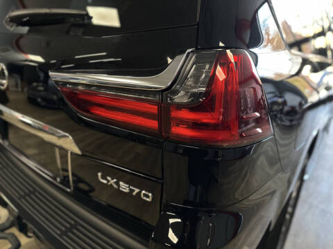 2018 Lexus LX 570 Two-Row