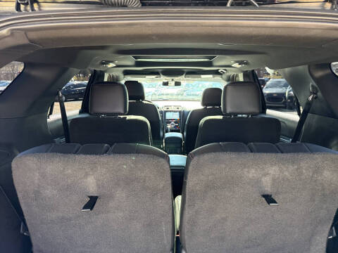2017 Ford Explorer Sport