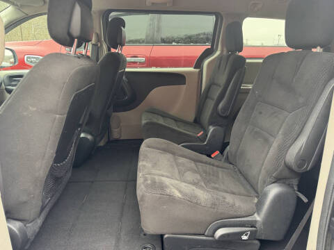 2016 Dodge Grand Caravan SXT Plus