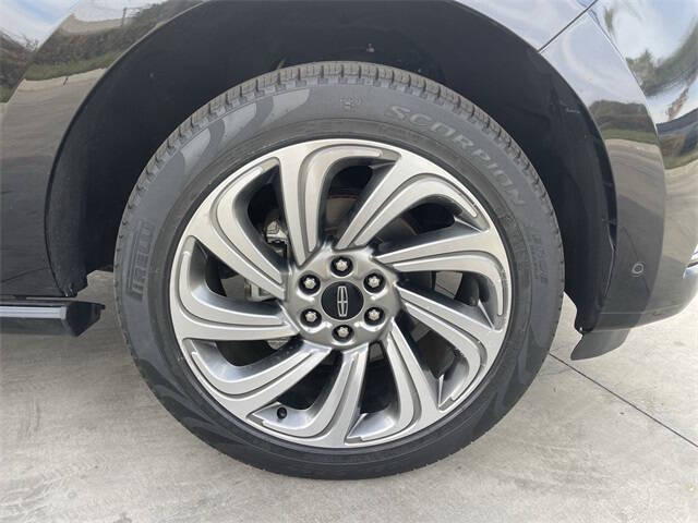 2021 Lincoln Navigator Black Label