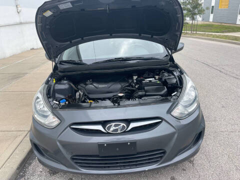 2012 Hyundai Accent GS