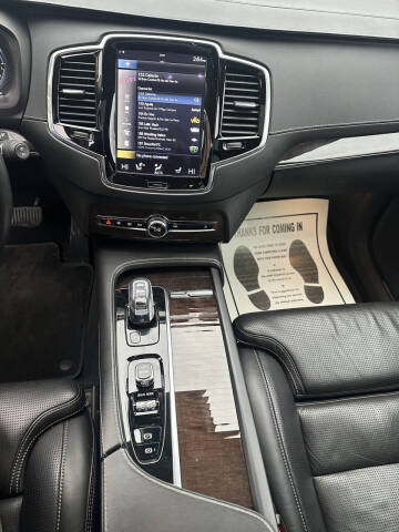 2017 Volvo XC90 T8 eAWD Inscription