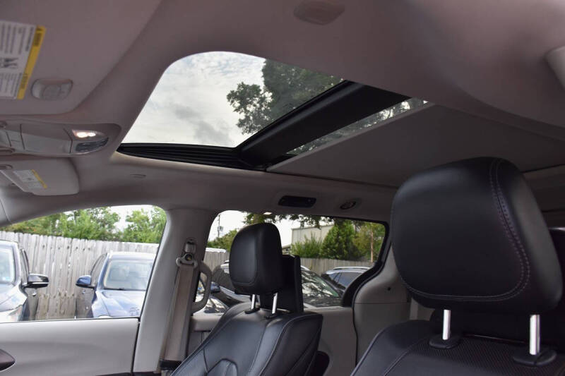 2017 Chrysler Pacifica Limited