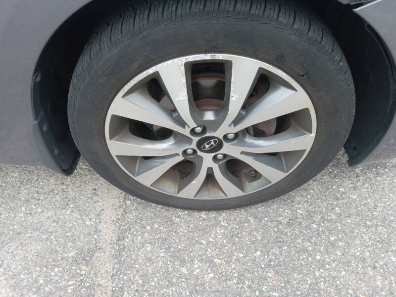 2017 Hyundai Accent Value Edition