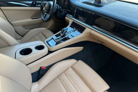 2019 Porsche Panamera