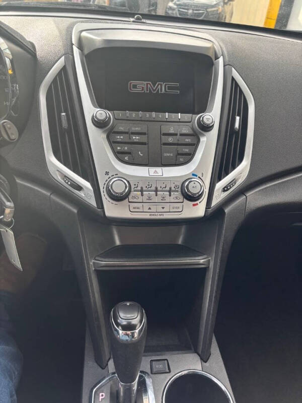 2017 GMC Terrain SLE-1