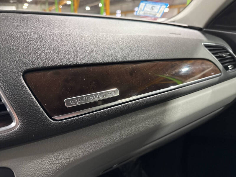 2016 Audi Q3 2.0T quattro Premium Plus