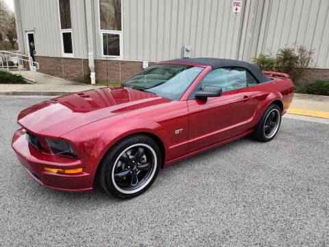 2006 Ford Mustang for sale at AMERICAR INC in Laurel MD