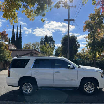 2017 GMC Yukon SLT