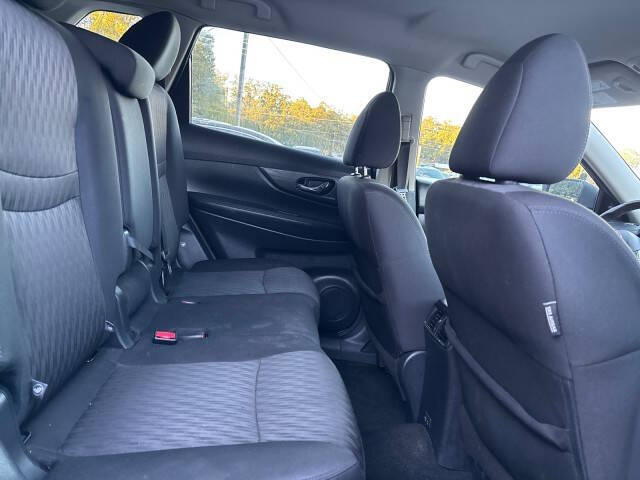 2020 Nissan Rogue SV