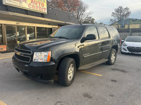 2007 Chevrolet Tahoe for sale at KINNICK AUTO CREDIT LLC in Kansas City MO