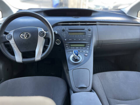 2011 Toyota Prius Three