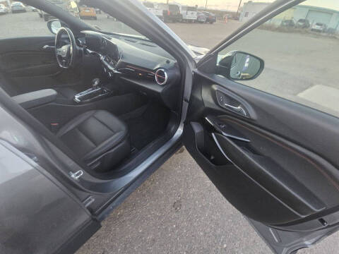 2024 Chevrolet Trax RS