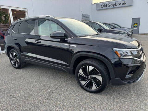 2024 Volkswagen Taos SE 4Motion