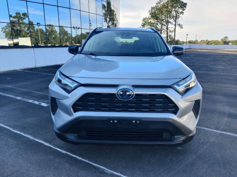 2023 Toyota RAV4 Hybrid LE