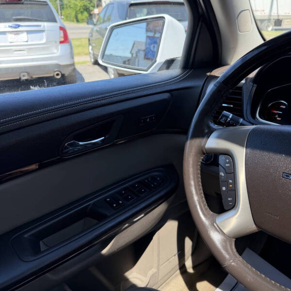 2016 GMC Acadia Denali