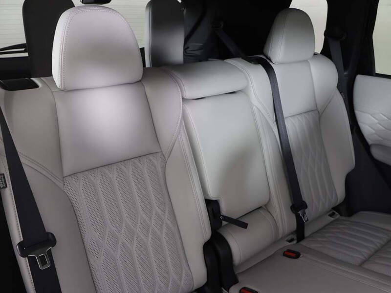 2025 Mitsubishi Outlander SEL Platinum Edition