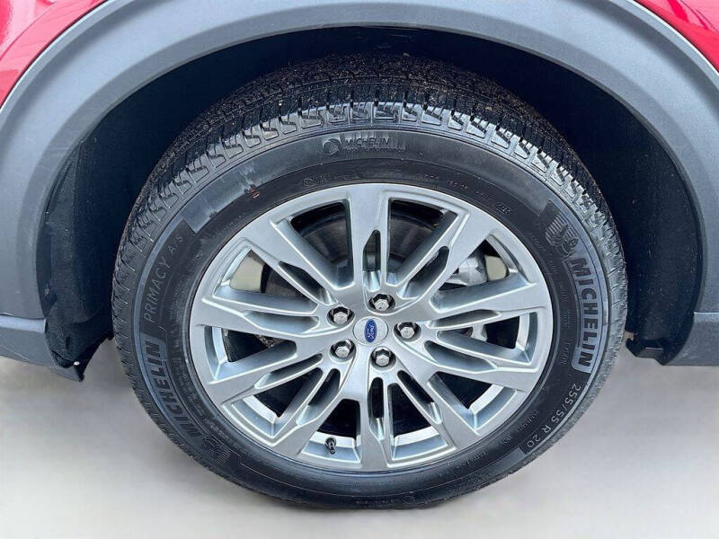 2025 Ford Explorer Platinum