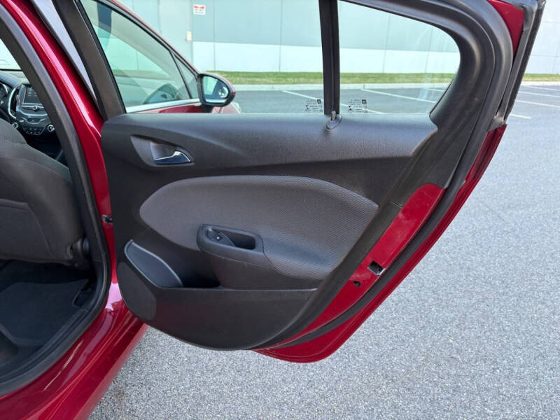2017 Chevrolet Cruze LT Auto