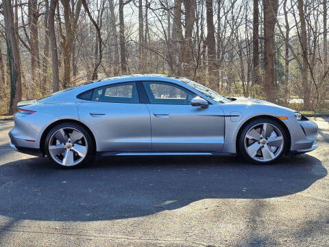 2020 Porsche Taycan Turbo