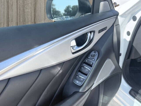 2023 Infiniti Q50 Luxe