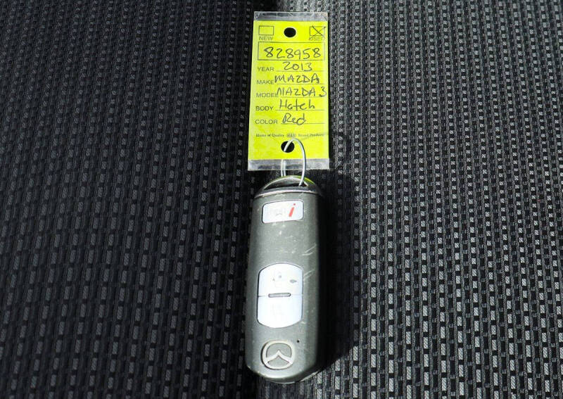 2013 Mazda MAZDA3 i Touring