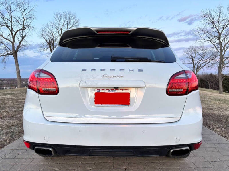 2014 Porsche Cayenne Platinum