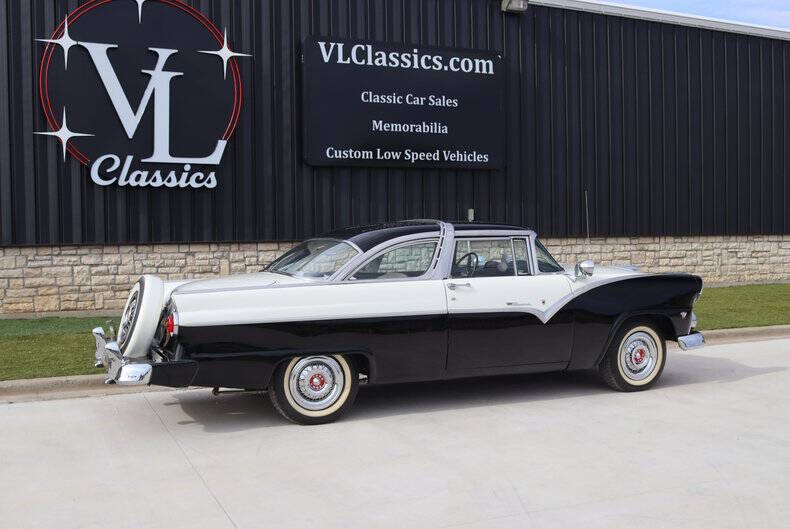 1955 Ford Crown Victoria