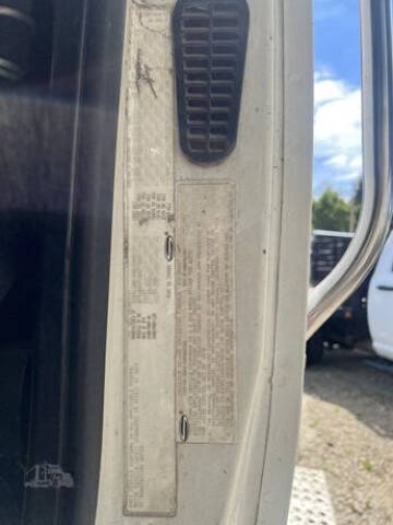 2008 Sterling AT9500 Series