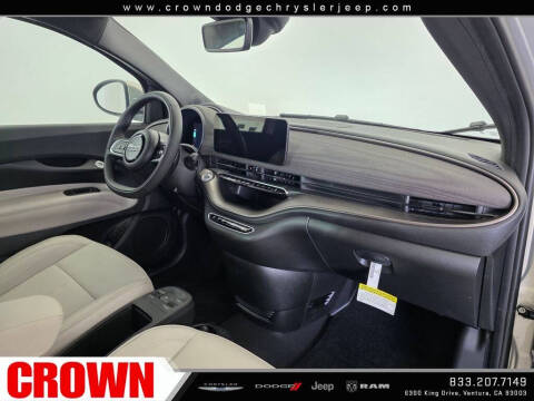 2025 FIAT 500e Giorgio Armani