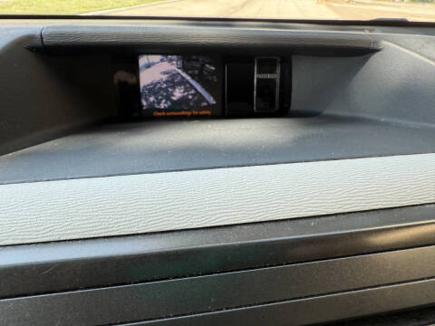 2014 Toyota Sienna LE 8-Passenger