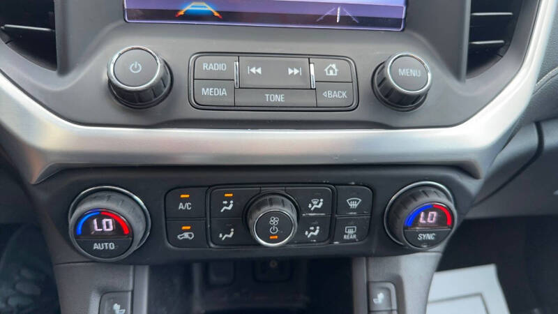 2017 GMC Acadia SLT-1