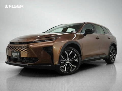 2025 Toyota Crown Signia XLE