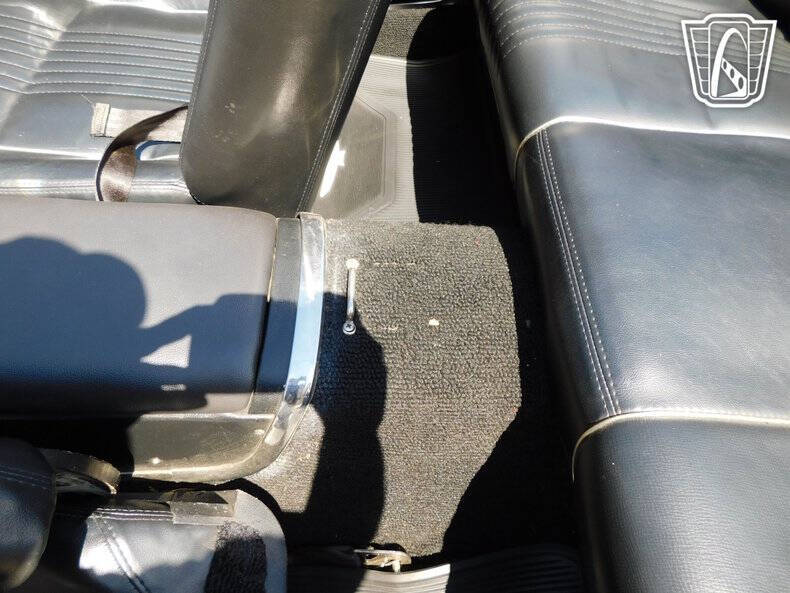 1963 Ford Thunderbird