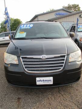 2010 Chrysler Town and Country for sale at Sally & Assoc. Auto Sales Inc. in Alliance OH