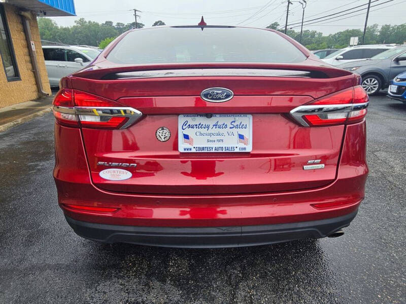2019 Ford Fusion SE