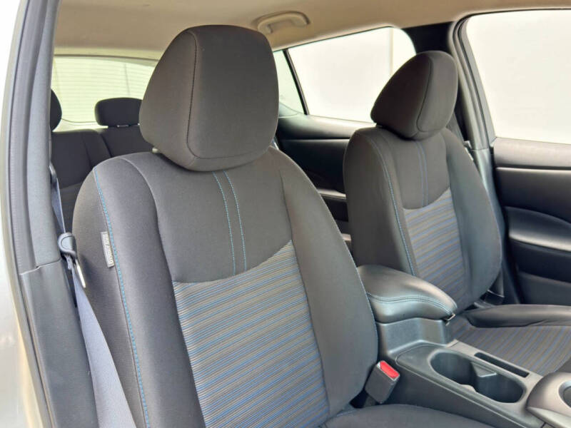 2023 Nissan LEAF S