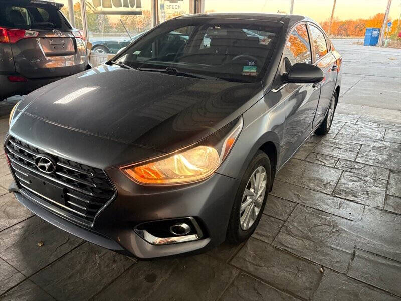 2019 Hyundai Accent SE