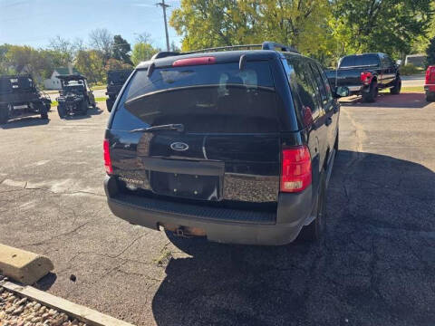 2004 Ford Explorer XLS