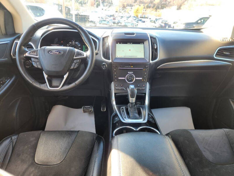 2016 Ford Edge Sport