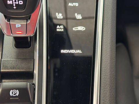 2022 Porsche Panamera